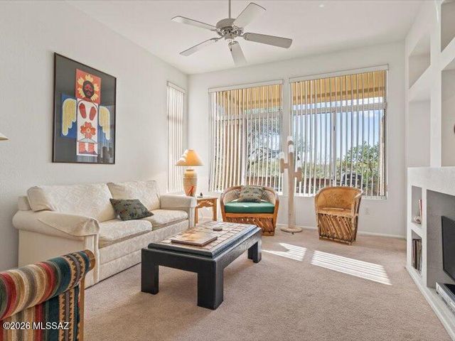 868 E Grass Meadow Place, Oro Valley, AZ 85755