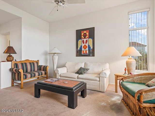 868 E Grass Meadow Place, Oro Valley, AZ 85755