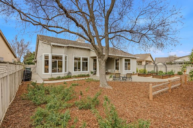 7280 Pineschi Pl, Roseville, CA 95747