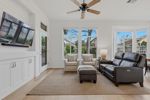 7280 Pineschi Pl, Roseville, CA 95747