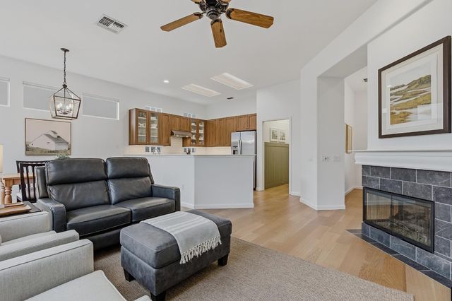 7280 Pineschi Pl, Roseville, CA 95747