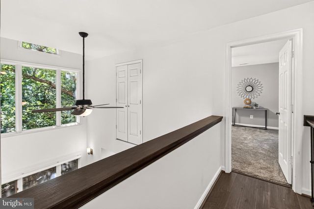 12500 N LAKE CT, Fairfax, VA 22033