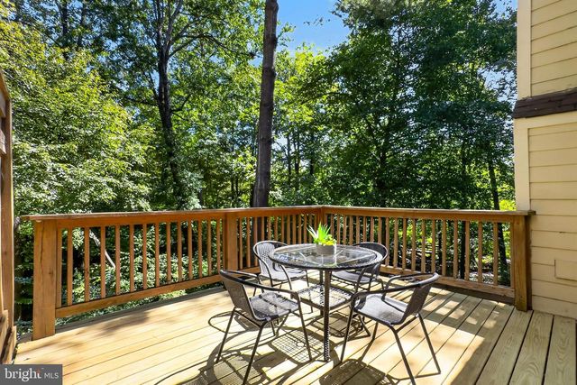 12500 N LAKE CT, Fairfax, VA 22033