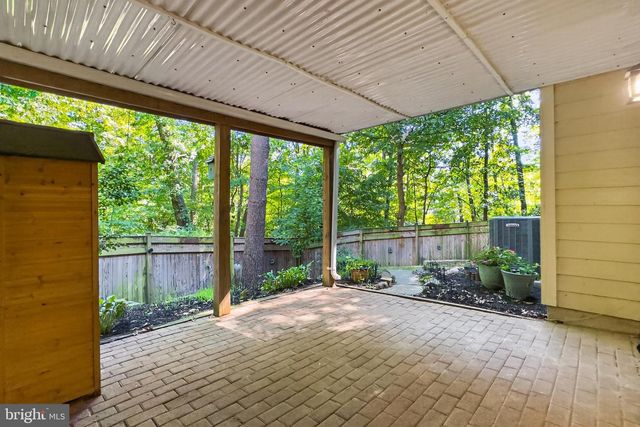 12500 N LAKE CT, Fairfax, VA 22033