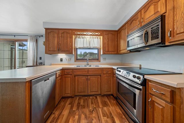 3634 GLENBROOKE LANE, Green Bay, WI 54301