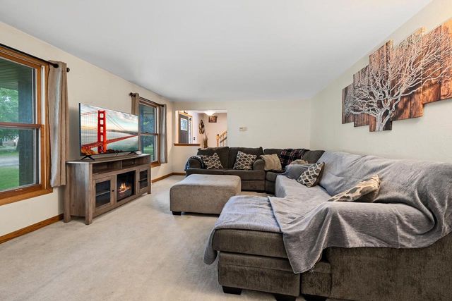 3634 GLENBROOKE LANE, Green Bay, WI 54301