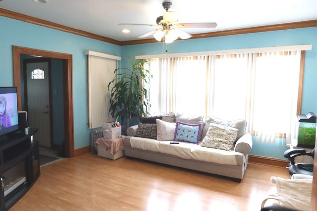 4314 N Menard Avenue, Chicago, IL 60634