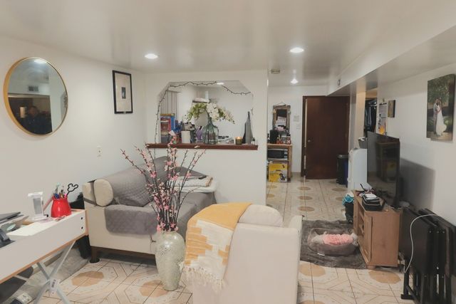 4314 N Menard Avenue, Chicago, IL 60634