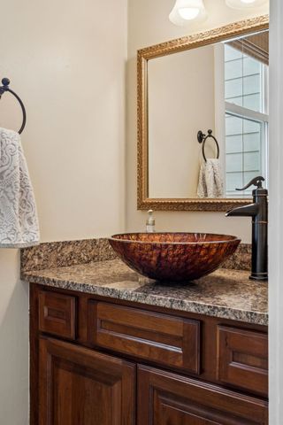 944 Chestnut Street, Manchester, NH 03104