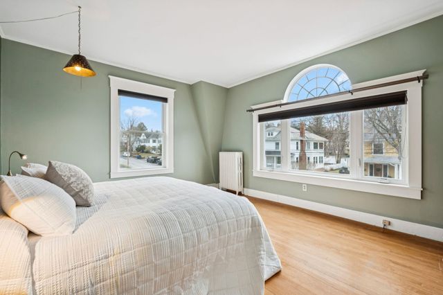 944 Chestnut Street, Manchester, NH 03104