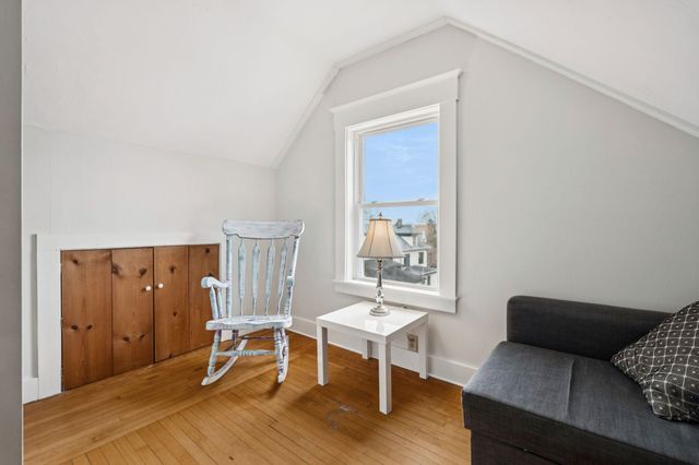 944 Chestnut Street, Manchester, NH 03104