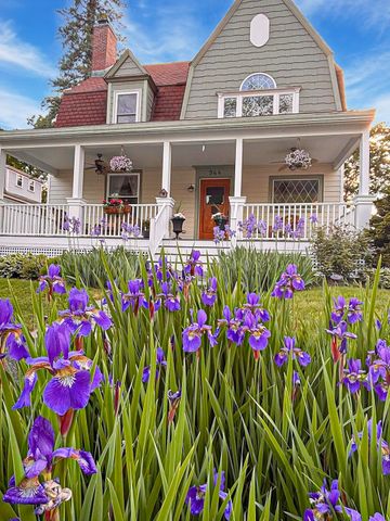 944 Chestnut Street, Manchester, NH 03104