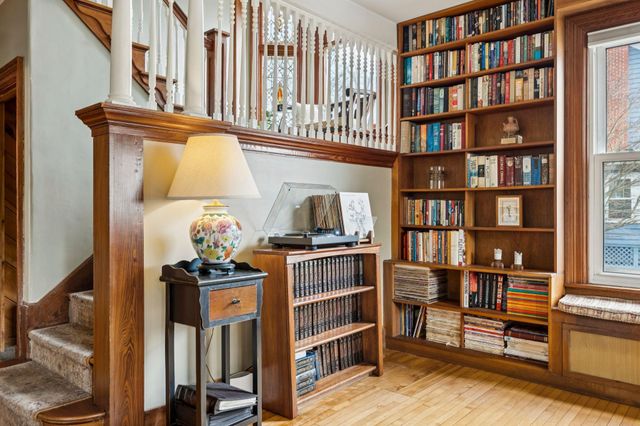 944 Chestnut Street, Manchester, NH 03104