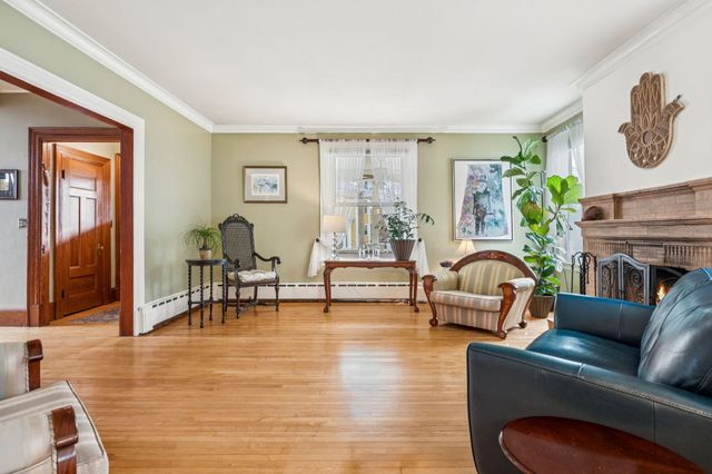 944 Chestnut Street, Manchester, NH 03104