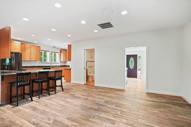 7712 DOLLY DR, Lorton, VA 22079