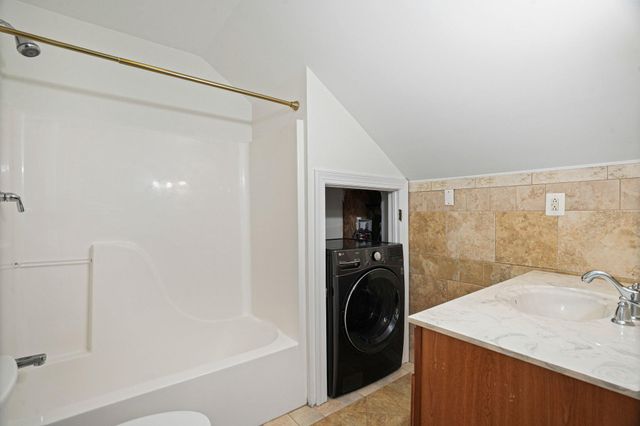 7712 DOLLY DR, Lorton, VA 22079