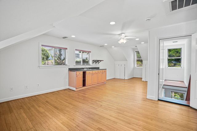 7712 DOLLY DR, Lorton, VA 22079