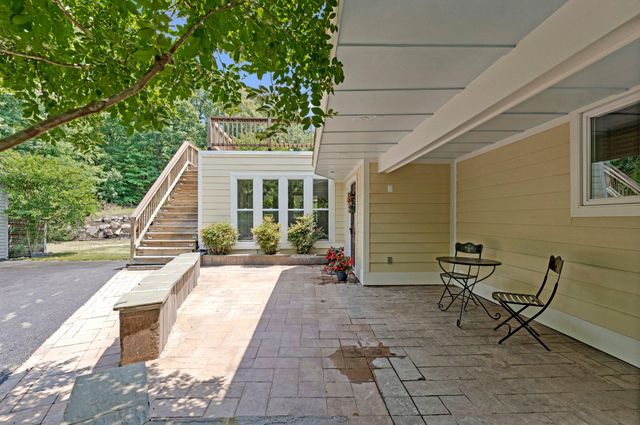 7712 DOLLY DR, Lorton, VA 22079