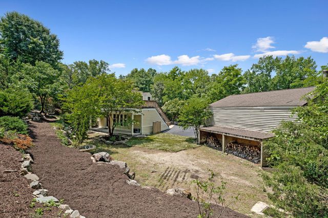 7712 DOLLY DR, Lorton, VA 22079
