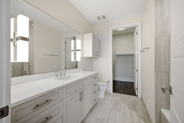 20 Rutledge St Apt 411, Nashville, TN 37210