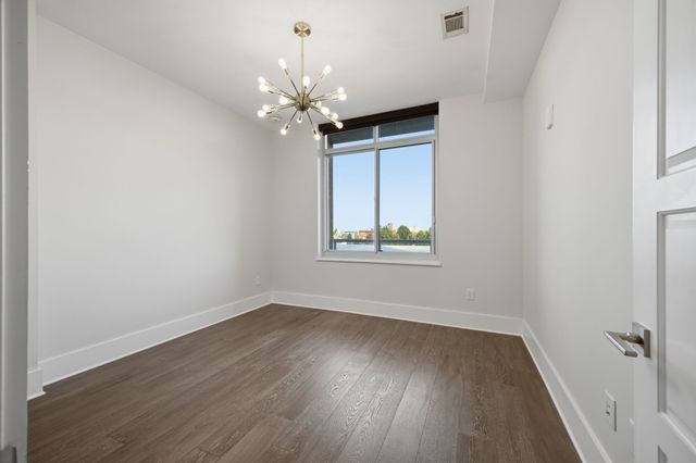 20 Rutledge St Apt 411, Nashville, TN 37210