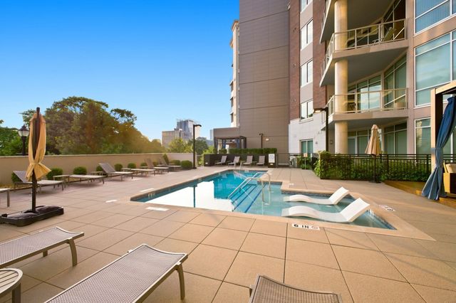 20 Rutledge St Apt 411, Nashville, TN 37210