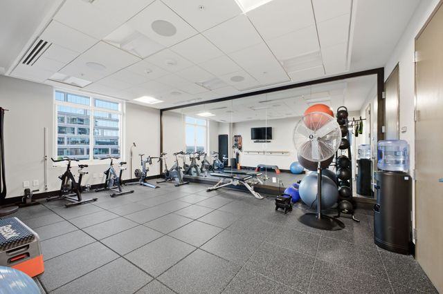 20 Rutledge St Apt 411, Nashville, TN 37210