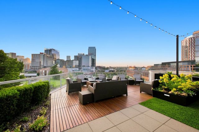 20 Rutledge St Apt 411, Nashville, TN 37210