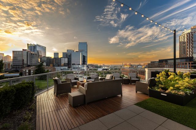 20 Rutledge St Apt 411, Nashville, TN 37210