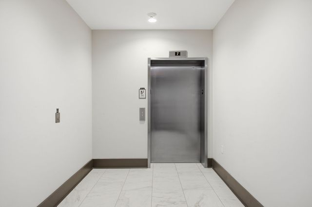 20 Rutledge St Apt 411, Nashville, TN 37210