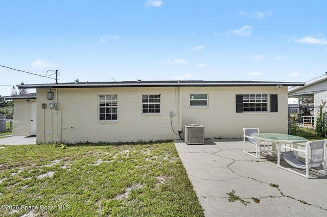 808 Cedar Drive, Melbourne, FL 32901