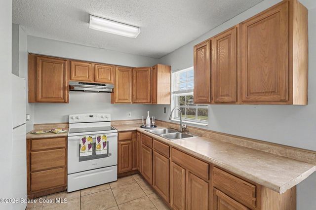 808 Cedar Drive, Melbourne, FL 32901