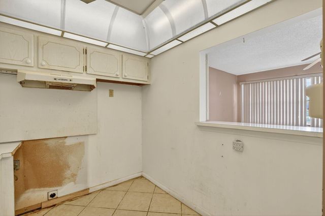 1018 Harwood C, Deerfield Beach, FL 33442