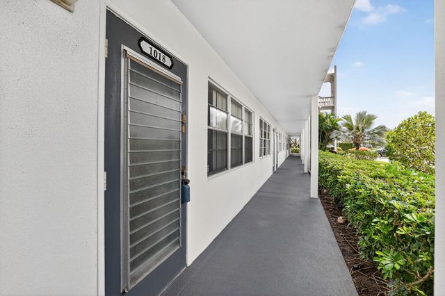 1018 Harwood C, Deerfield Beach, FL 33442