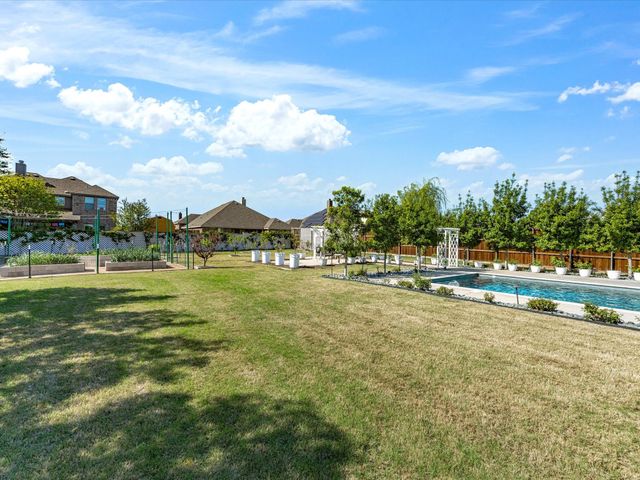 146 Old Bridge Road, Waxahachie, TX 75165