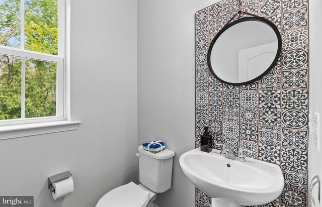 1314 HAWK HOLLOW DR, Crofton, MD 21114