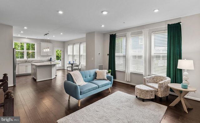 1314 HAWK HOLLOW DR, Crofton, MD 21114