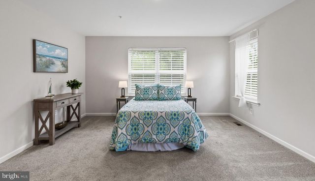 1314 HAWK HOLLOW DR, Crofton, MD 21114
