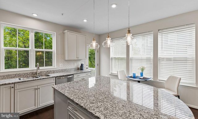 1314 HAWK HOLLOW DR, Crofton, MD 21114