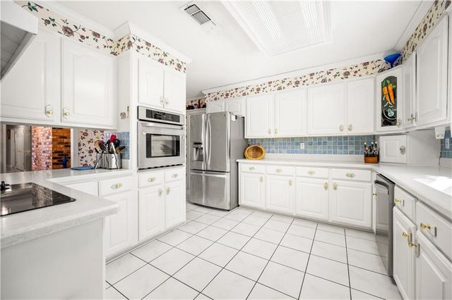 115 AGNES Lane, Pineville, LA 71360