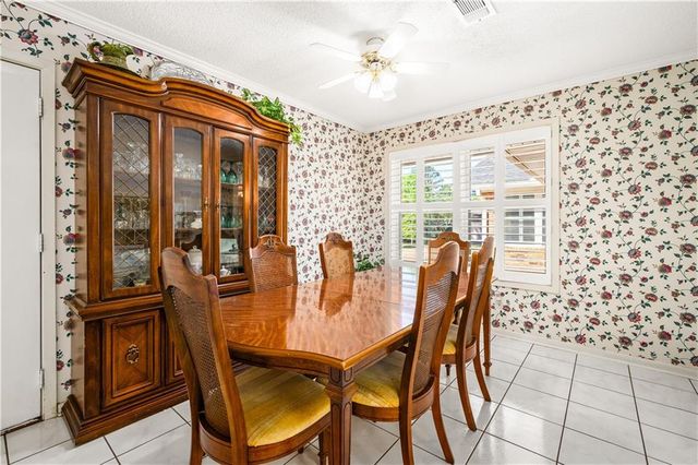 115 AGNES Lane, Pineville, LA 71360