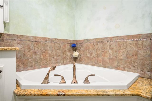 115 AGNES Lane, Pineville, LA 71360