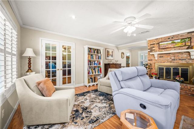 115 AGNES Lane, Pineville, LA 71360