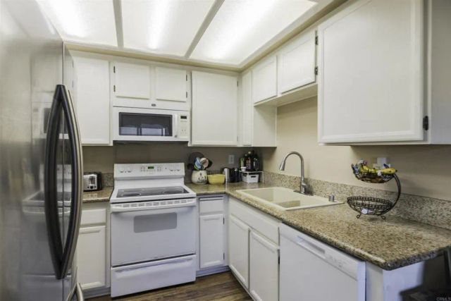 12650 Lakeshore Dr 160, Lakeside, CA 92040
