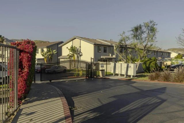 12650 Lakeshore Dr 160, Lakeside, CA 92040