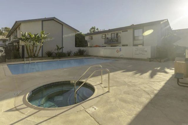 12650 Lakeshore Dr 160, Lakeside, CA 92040