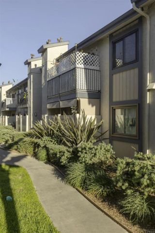 12650 Lakeshore Dr 160, Lakeside, CA 92040
