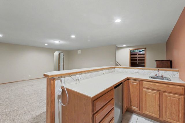 1775 S Tara Falls Ct, Wichita, KS 67207