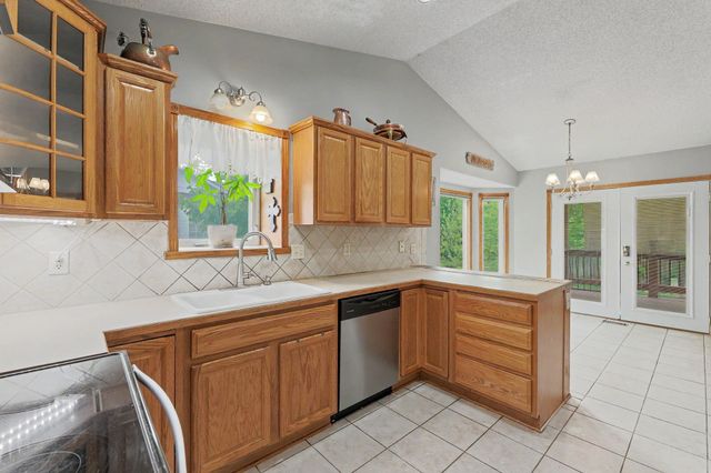 1775 S Tara Falls Ct, Wichita, KS 67207