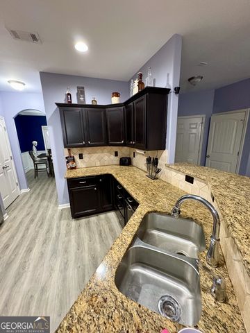 602 Rolling Acres Drive, Kathleen, GA 31047